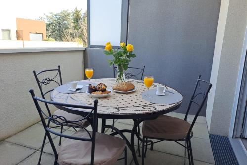 Very quiet studio with a beautiful terrace - Location saisonnière - Mauguio