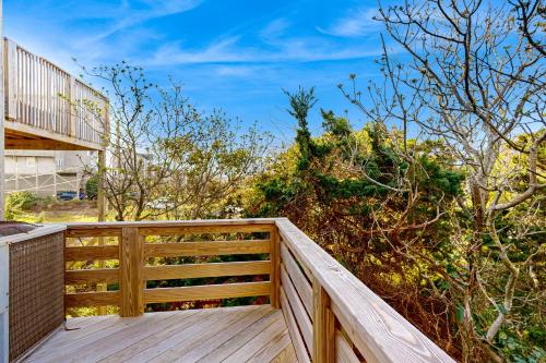 Tree House 38 Tree House 38