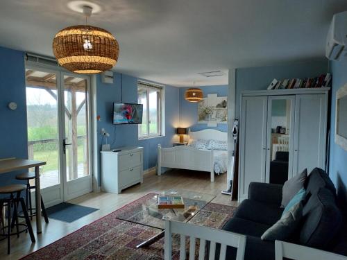 La Petite Maison à Vieillecour gîte à louer Courbefy