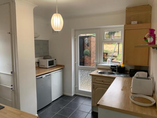 Luxury Two Bed Deluxe Maisonette in Farnham