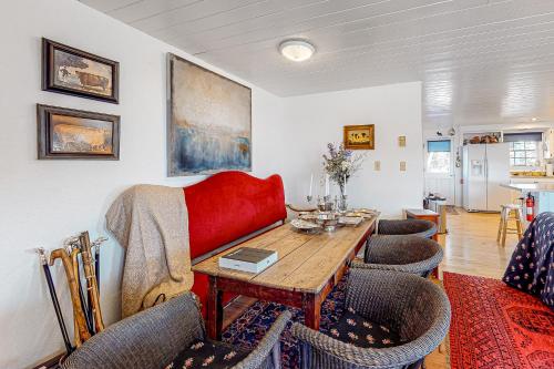 Mountain Vista - House & Barn in เมซาเวอร์เด(CO)