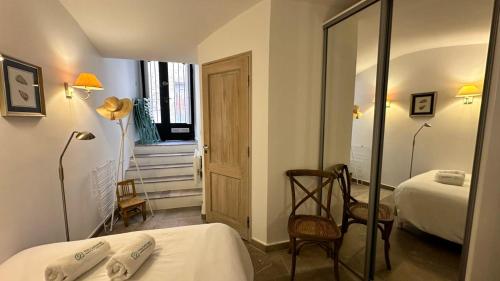 B005-Charmant appartement au coeur du Suquet