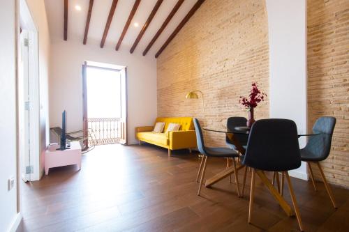 Facilities, Glorieta Suites near Bodega del puerto
