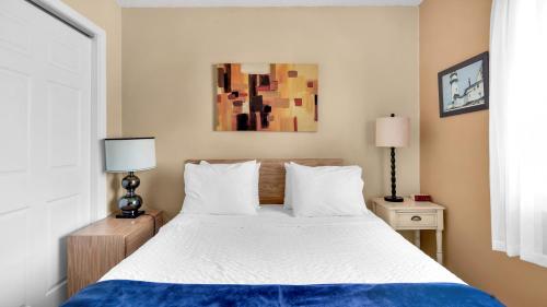 Born Free Suites by the Sea - image 6