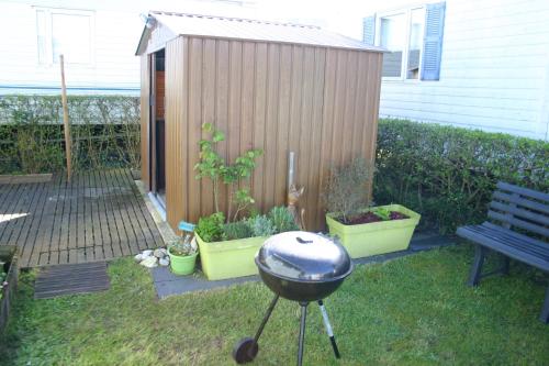 Iekārtas, Chez Eponine in Dannes