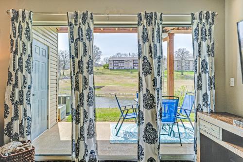 3 Mi to Branson Strip, Table Rock Lake Cozy Condo in Branson, USA