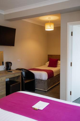 Red Mullions Guest House - image 13