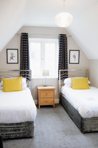 Red Mullions Guest House - image 3