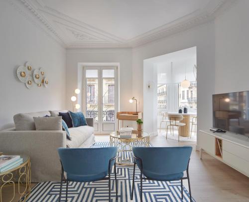 Two-Bedroom Apartment image 7