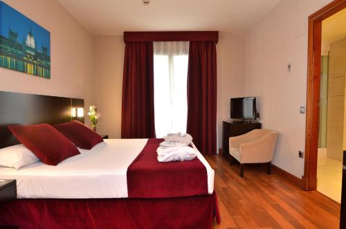 Clement Barajas - image 13