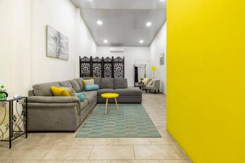New PRIVATE LOFT in Alajuela. 5min to SJO airport.
