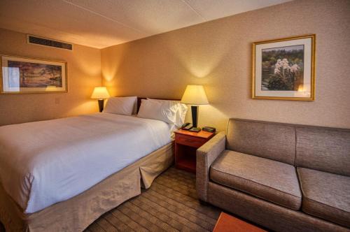 Double Room image 4