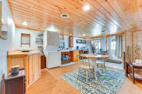 Dog-Friendly Mtn Retreat in Whitehall with View! in Whitehall, USA
