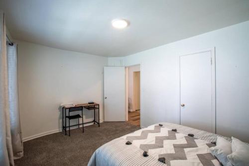 237 Center Place - main image