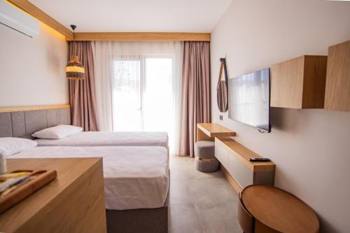 Asterina Hotel Room Type - Deluxe Double Room with Balcony