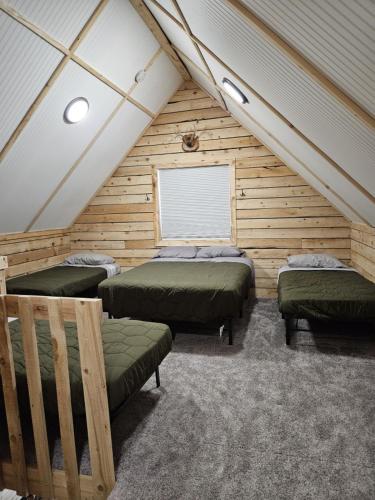 Red Salmon Retreat, Cabin 8 at Lower Kenai Lodge