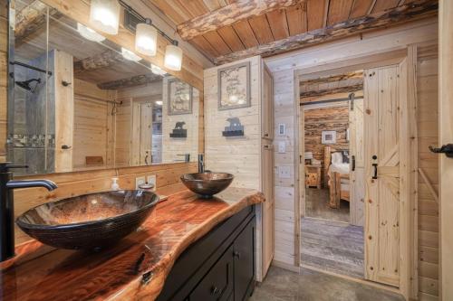 Bootjack Bungalow in Island Park, USA