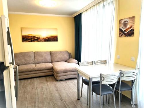 Apart-Hotel Panorama Sea LUX in Primorsko