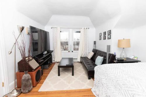 Skyline 3 BR 20mins to T-Square #3 in West New York, Vereinigte Staaten von Amerika