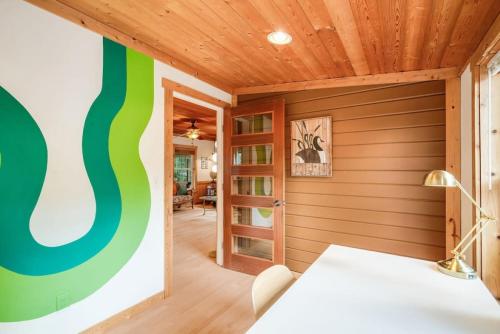 . 118 - The Willow Tree Bungalow