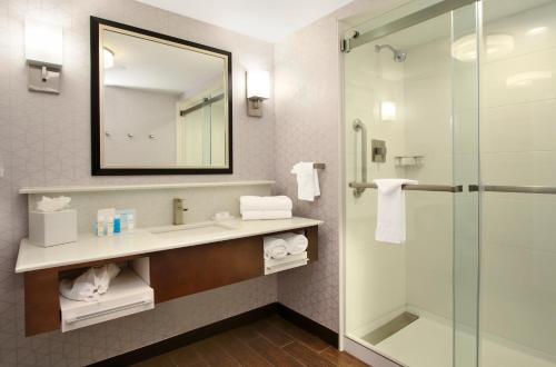 Hampton Inn & Suites By Hilton - Rockville Centre