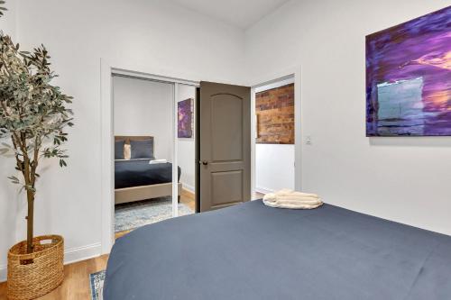 Bright Modern 4Bd 2Ba in the Heart of Wrigleyville condo - image 10