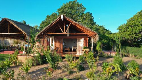 Masažas, Piecefull bayview Cottage with Kitchen near Tofo in Inhambane