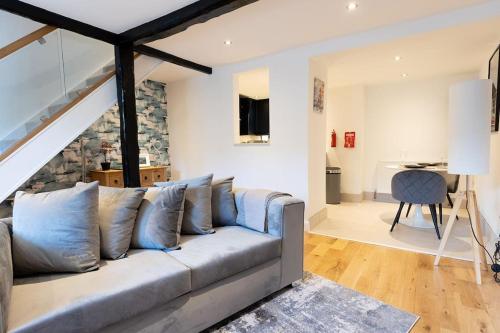 FORD GATE - Modern Luxury Cottage based in Holmfirth