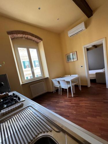 Cocina, Aicha House in Livorno