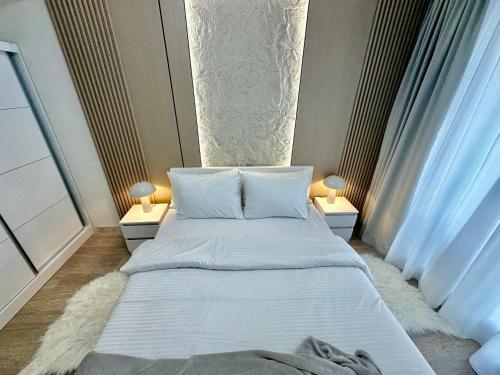 Regina's Sky City Apartment, Skopje (photo 4)