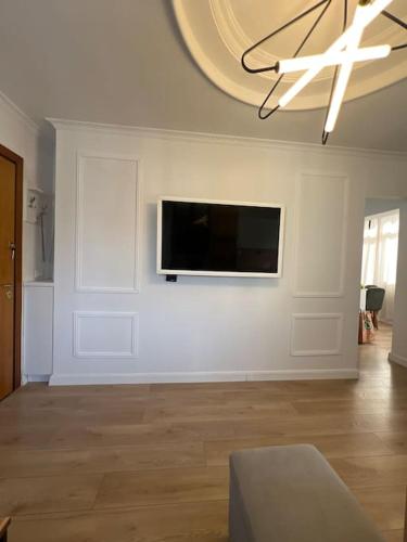 Hugo Apartment, Tirana (photo 8)