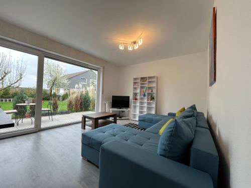 Serene Meadows Apartment in Solingen, Deutschland