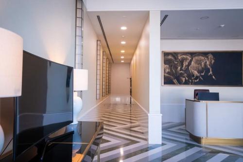 Boulevard, Abdali Luxury 1 BR Apartment, Amman (photo 6)