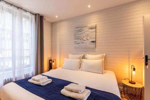 "Cap sur Honfleur" House in the center of Honfleur 12P "Cap sur Honfleur" House in the center of Honfleur 12P