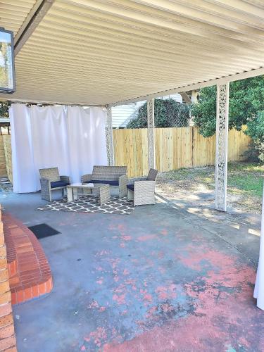 367 Porter Avenue in Biloxi, USA
