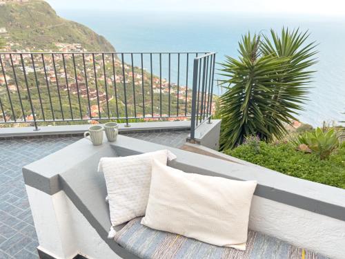 Calheta Bay View House - Family and Group Residence 4