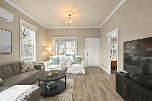 Walk to Todos Santos - Historic Downtown Delight Walk to Todos Santos - Historic Downtown Delight