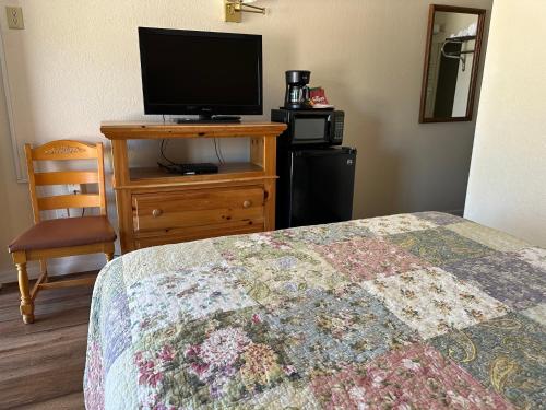 Queen Room image 1