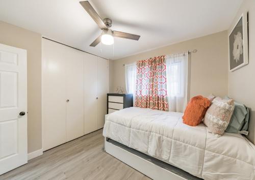 Charming pet friendly family getaway Santa Clarita in Santa Clarita, USA