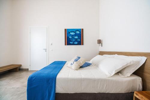 Superior Double or Twin Room with Terrace image 9