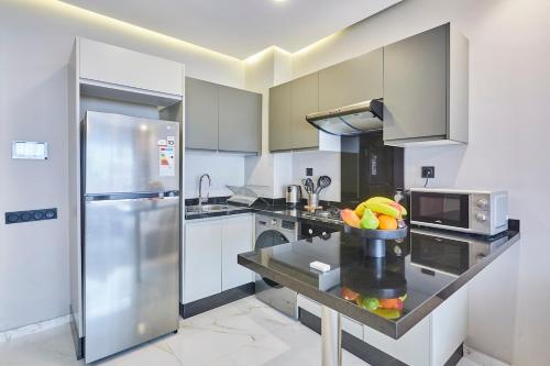 Chic and Cozy 1 Bedroom Oasis in the Heart of Casa - image 3