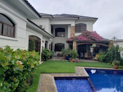 Casa en Samborondón