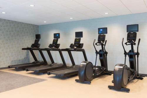 Home2 Suites By Hilton Clovis - image 12