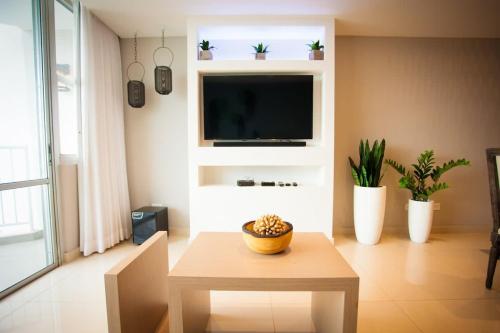 2BR Gem Ocean Front Building Isla Verde Beach - image 10