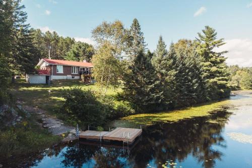 Magnifique chalet au bord du lac avec Spa