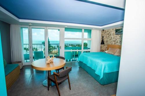 Enchanted 8 Jewel Luquillo Beachfront - Pool - image 6
