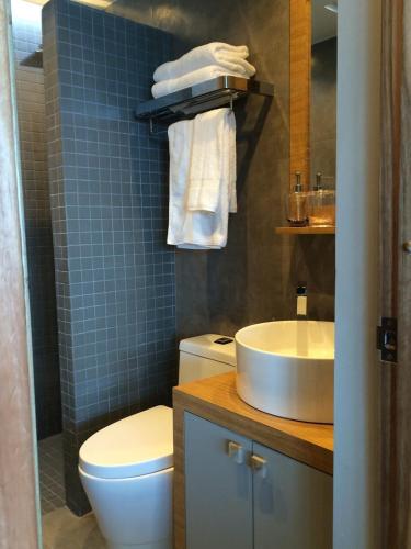 Enchanted 17 Jewel Beachfront Luquillo -Pool