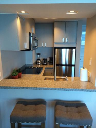 Enchanted 17 Jewel Beachfront Luquillo -Pool