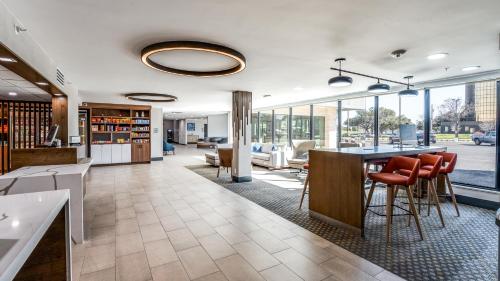 Lobby, Holiday Inn Dallas Market Ctr Love Field By IHG in Dallas (TX)