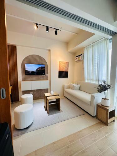 Studio K- Japandi-Inspired Condo Unit at The Palladium Studio K- Japandi-Inspired Condo Unit at The Palladium